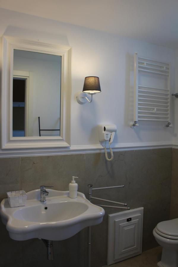 Ellysblue Hotel Пицо Екстериор снимка